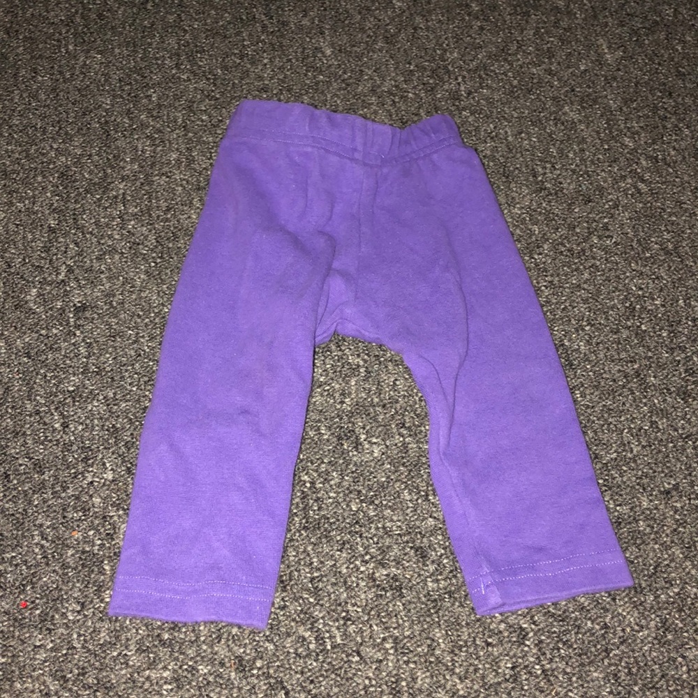 Purple leggings